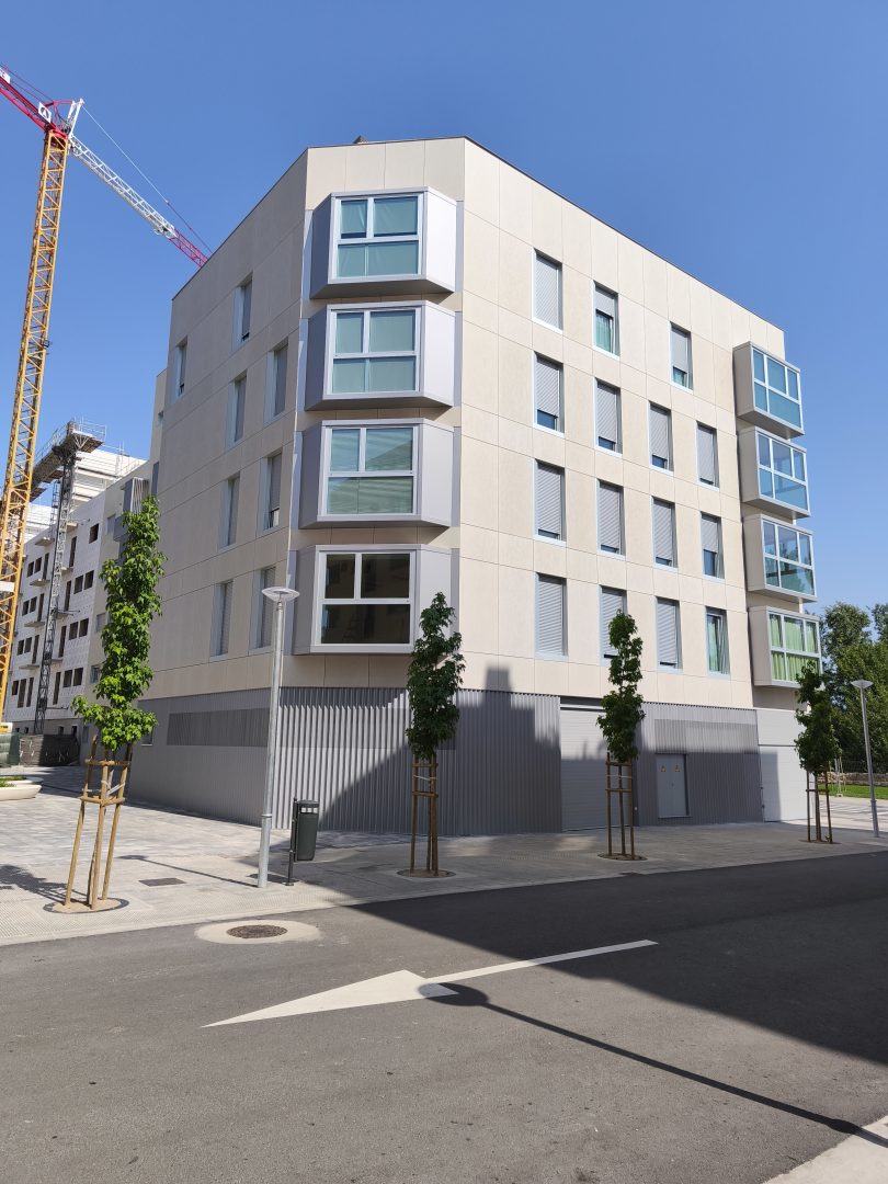 Restauración y acondicionamiento de espacios públicos en calle Trevedes/mirador el “Terrao” de El Frago de Alberto Dominguez Ayesa