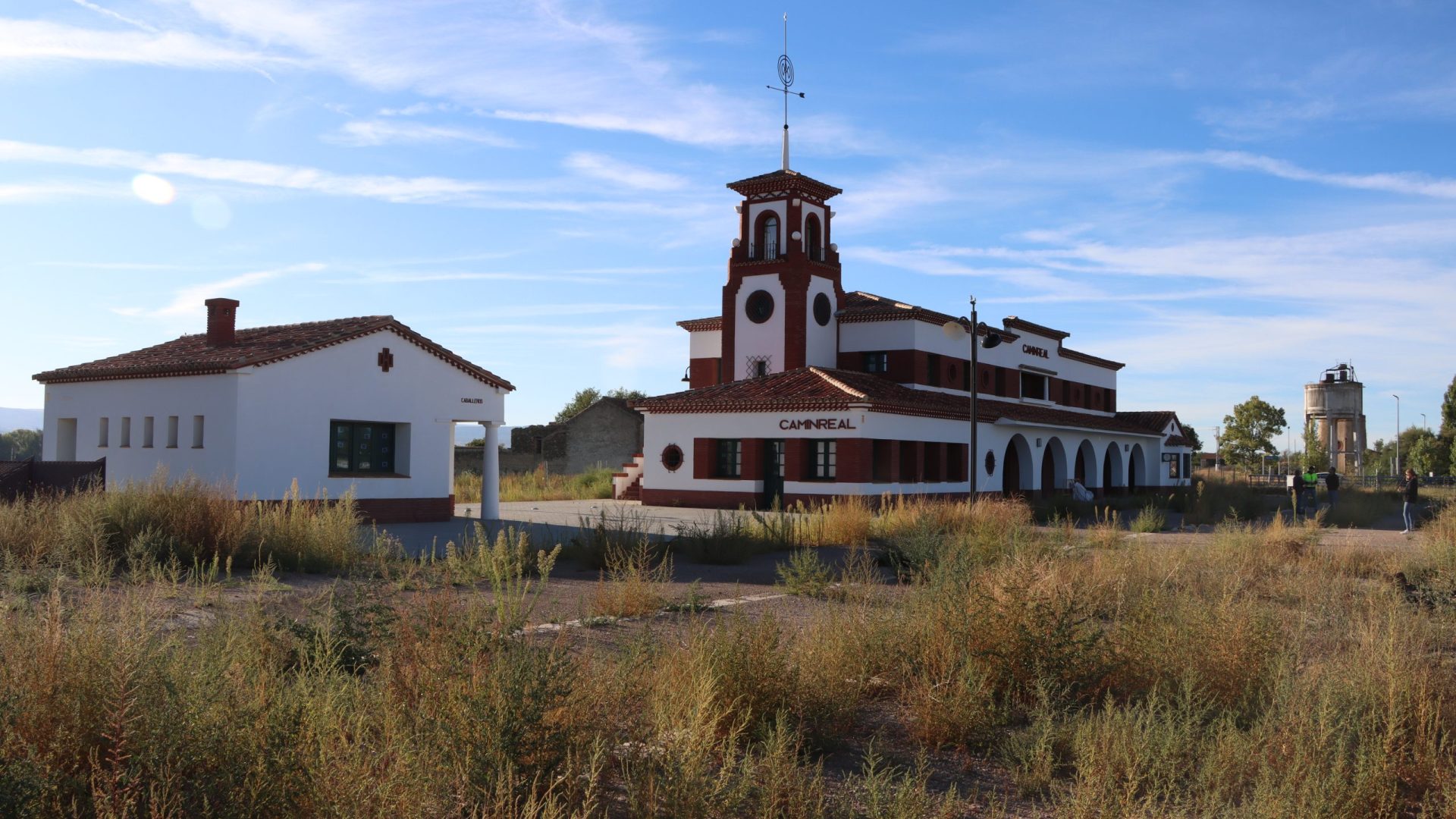 FINALISTA Mejor Dirección de Ejecución de la Obra: Dirección de Ejecución de la Obra: Rehabilitación del Edificio de la Estación de Ferrocarril de Caminreal para su transformación en el museo aragonés del ferrocarril de Mª Teresa Sanchez Ramo.