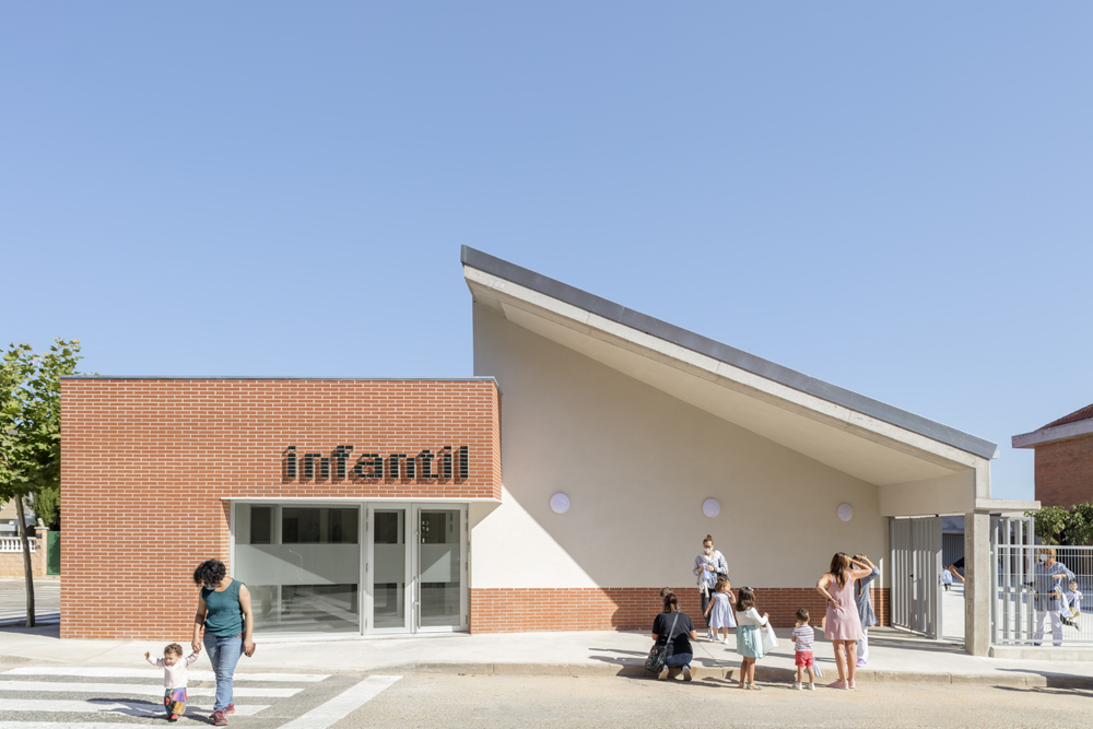 Escuela infantil Cariñena ©Milena Villalba 2020