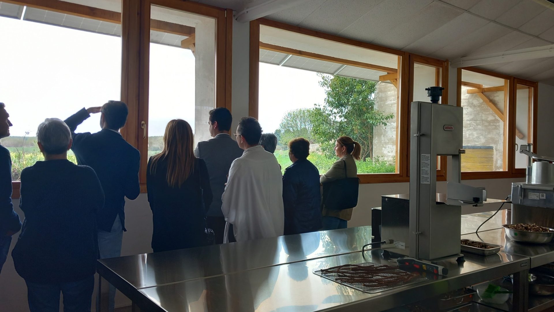 FINALISTA Mejor Actuación de Reforma, Rehabilitación o Restauración Edificatoria: Recuperación de antiguo lavadero municipal para obrador de regaliz de palo en Pina de Ebro de Arquitecturas Naturales y Tararaina