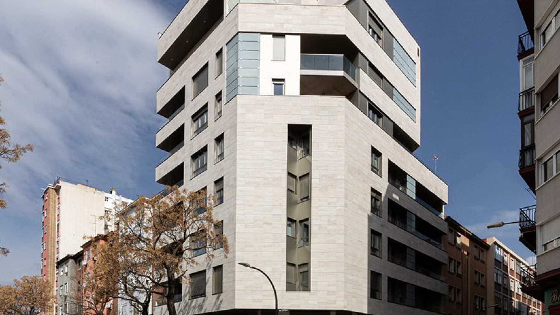 FINALISTA Mejor Proyecto de Actuación Residencial: Edificio CARMEN de Construcciones Alfonso Sánchez (CAS)