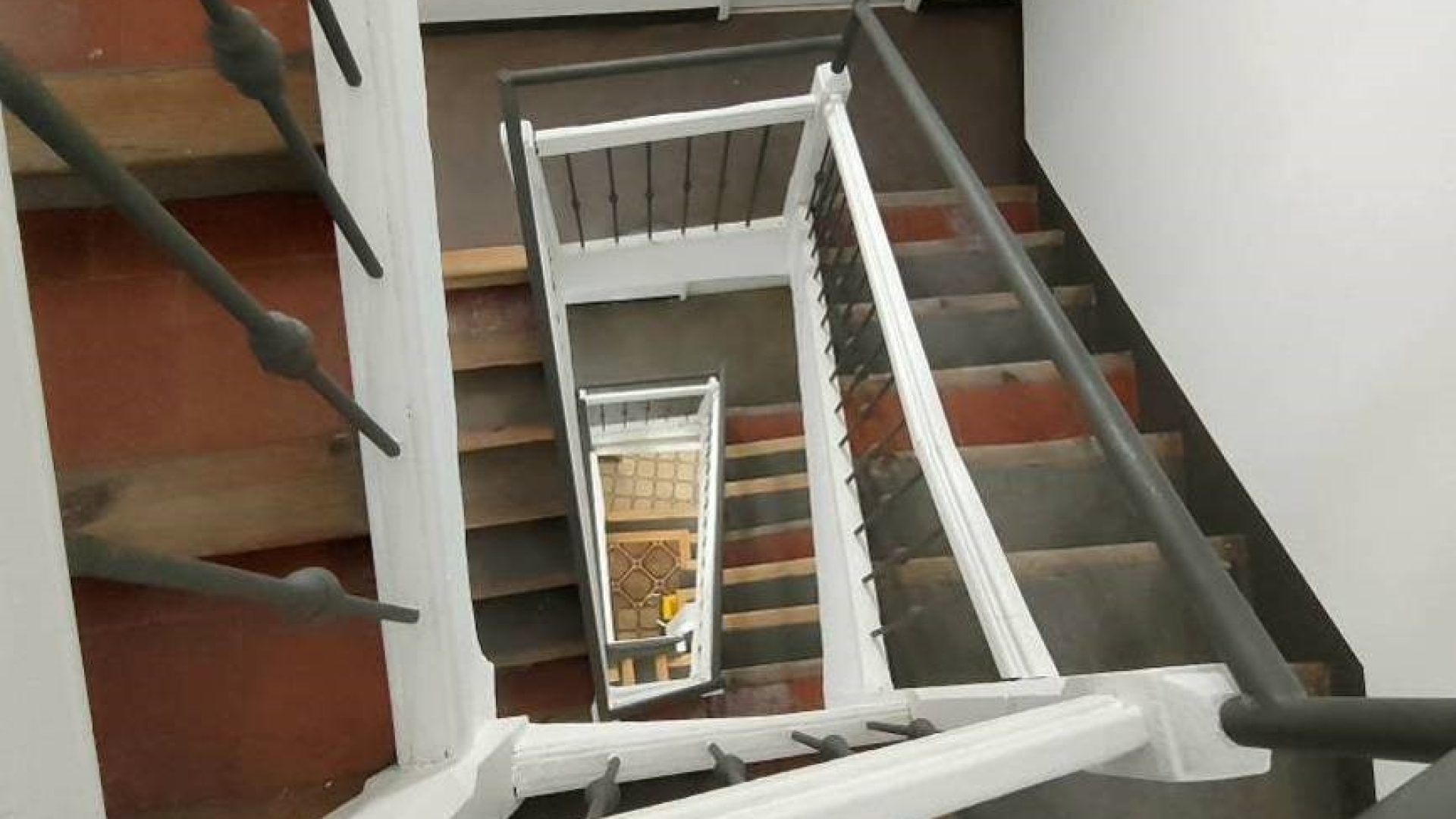 FINALISTA Mejor Actuación de Reforma, Rehabilitación o Restauración Edificatoria: Rehabilitación 5 viviendas calle Zamoray 14-16 de Sociedad Municipal Zaragoza Vivienda.